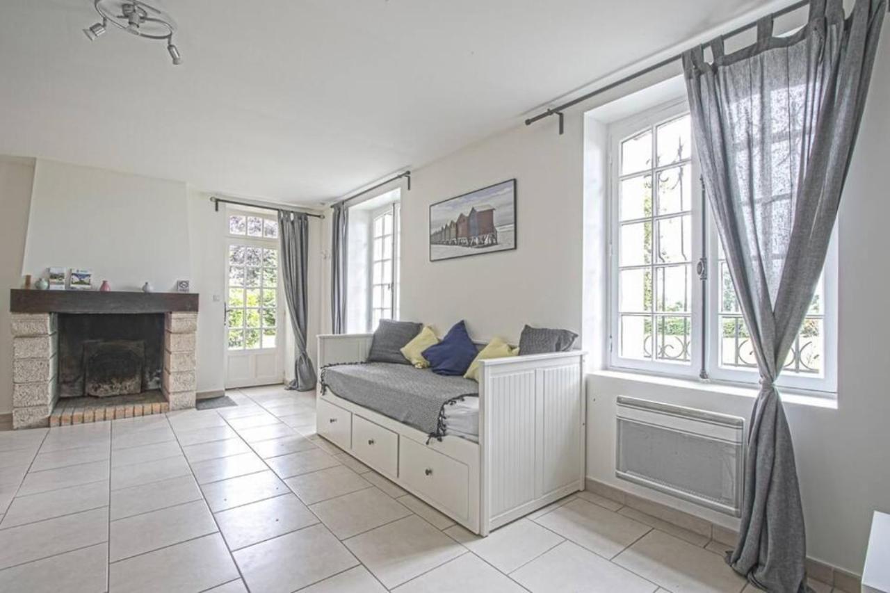 Appartement De Charme Dans Un Chateau A 5 Min D'Honfleur ゴンヌヴィル・シュル・オンフロール エクステリア 写真
